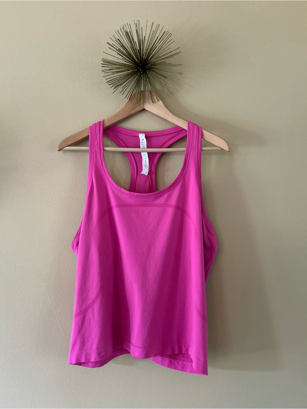 Lululemon Sonic Pink Swiftly Tech Racerback Tank 2.0 Race Length - Size 16